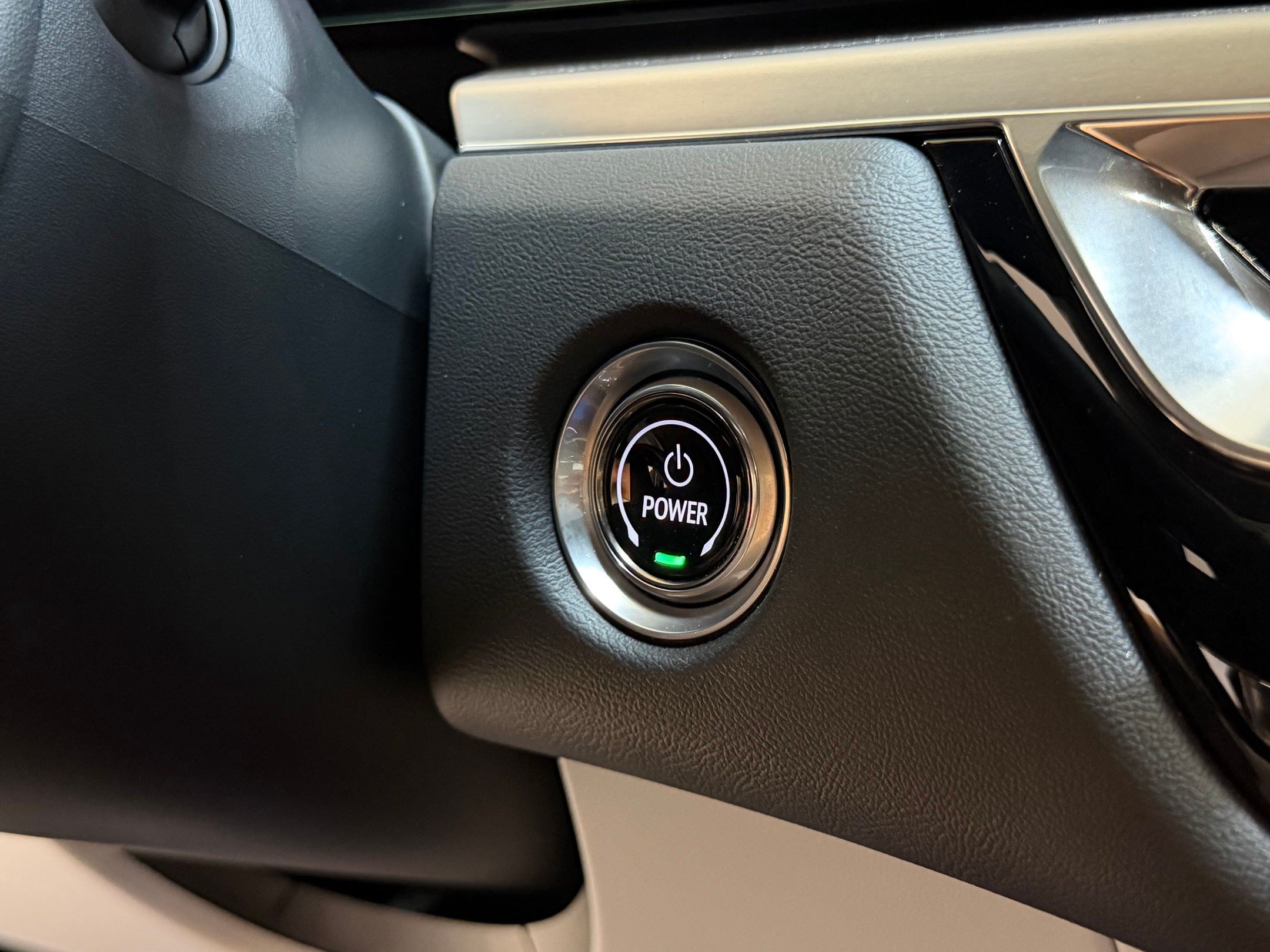 Certified 2024 Cadillac Lyriq Sport RWD image 35