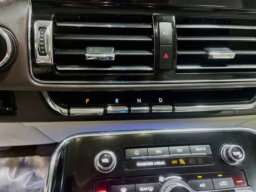 Used 2024 Lincoln Navigator Black Label AWD/4WD image 17