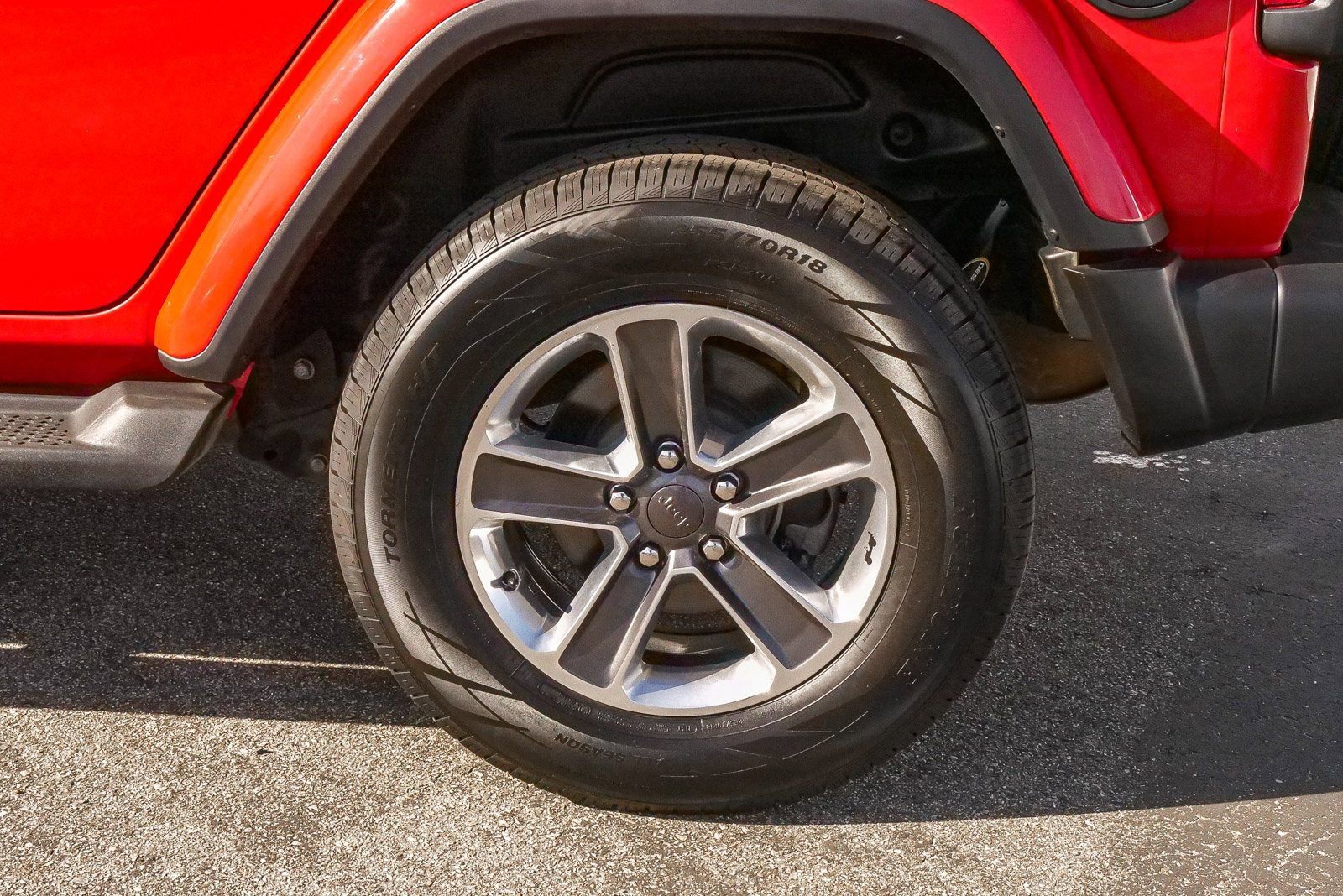 Used 2021 Jeep Wrangler Unlimited Sahara image 6