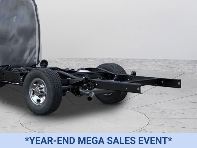 New 2025 Chevrolet Express 3500 w/ Power Convenience Package image 11