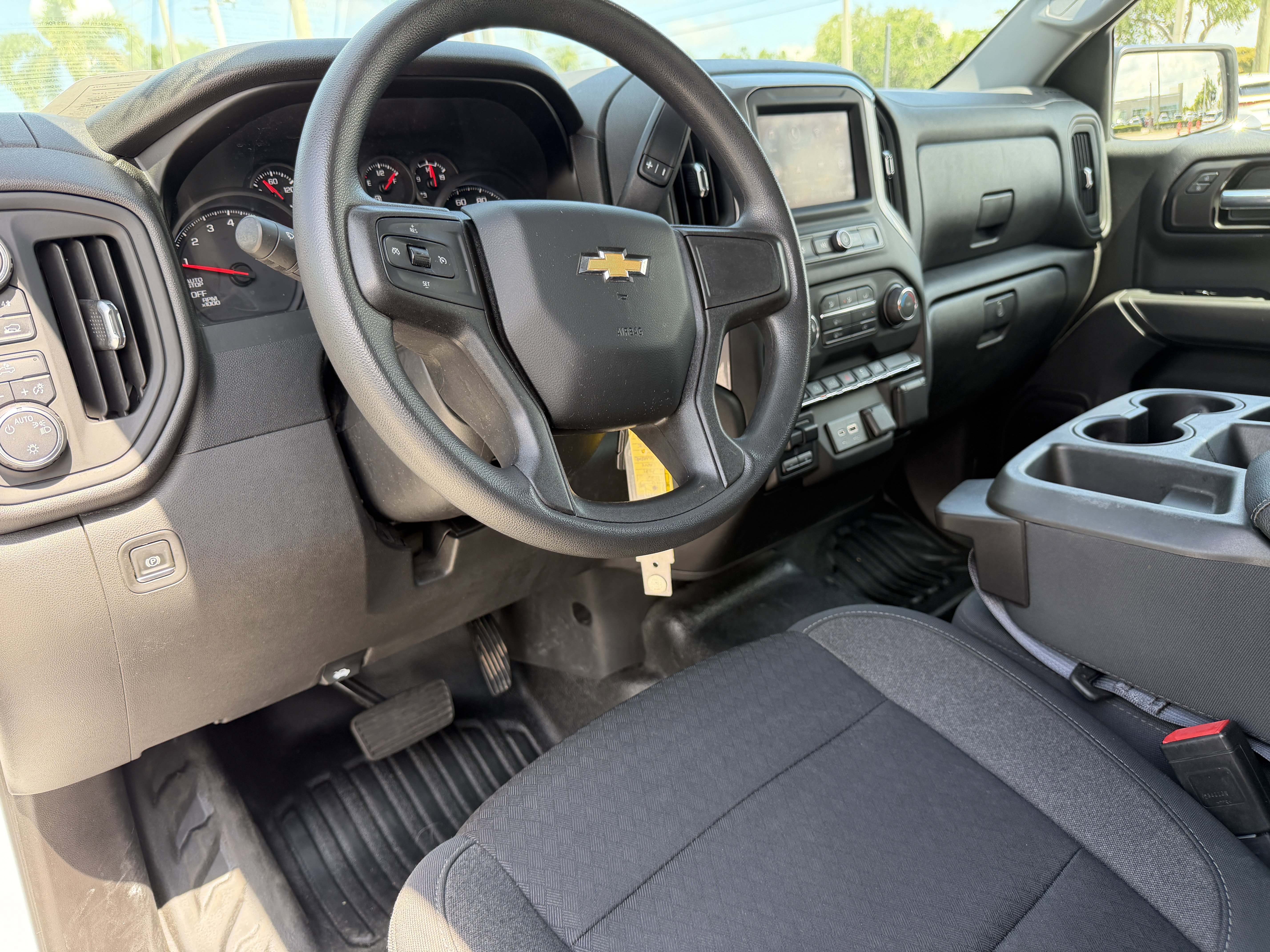 Used 2021 Chevrolet Silverado 1500 W/T w/ WT Value Package AWD/4WD image 13