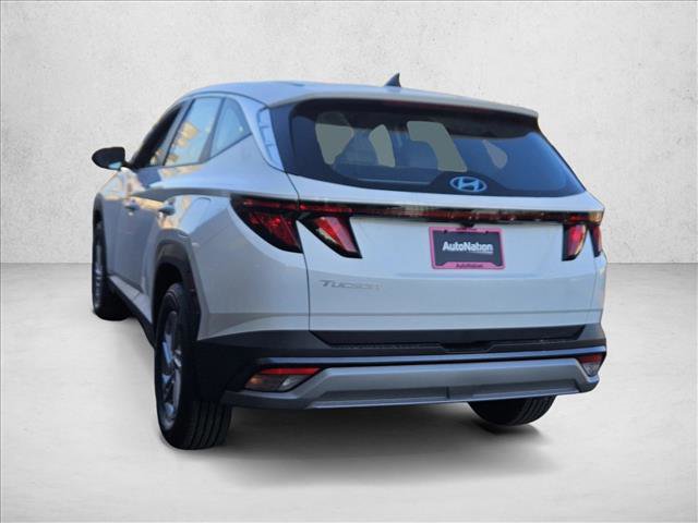 Certified 2025 Hyundai Tucson SE image 8