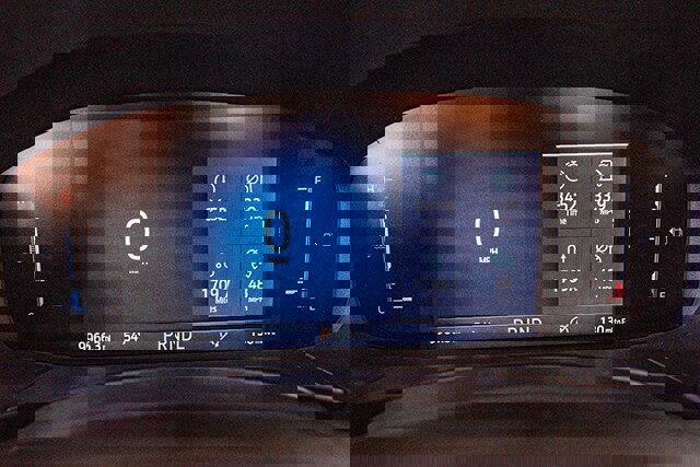 Used 2025 Ford Escape ST-Line w/ Cold Weather Package image 13