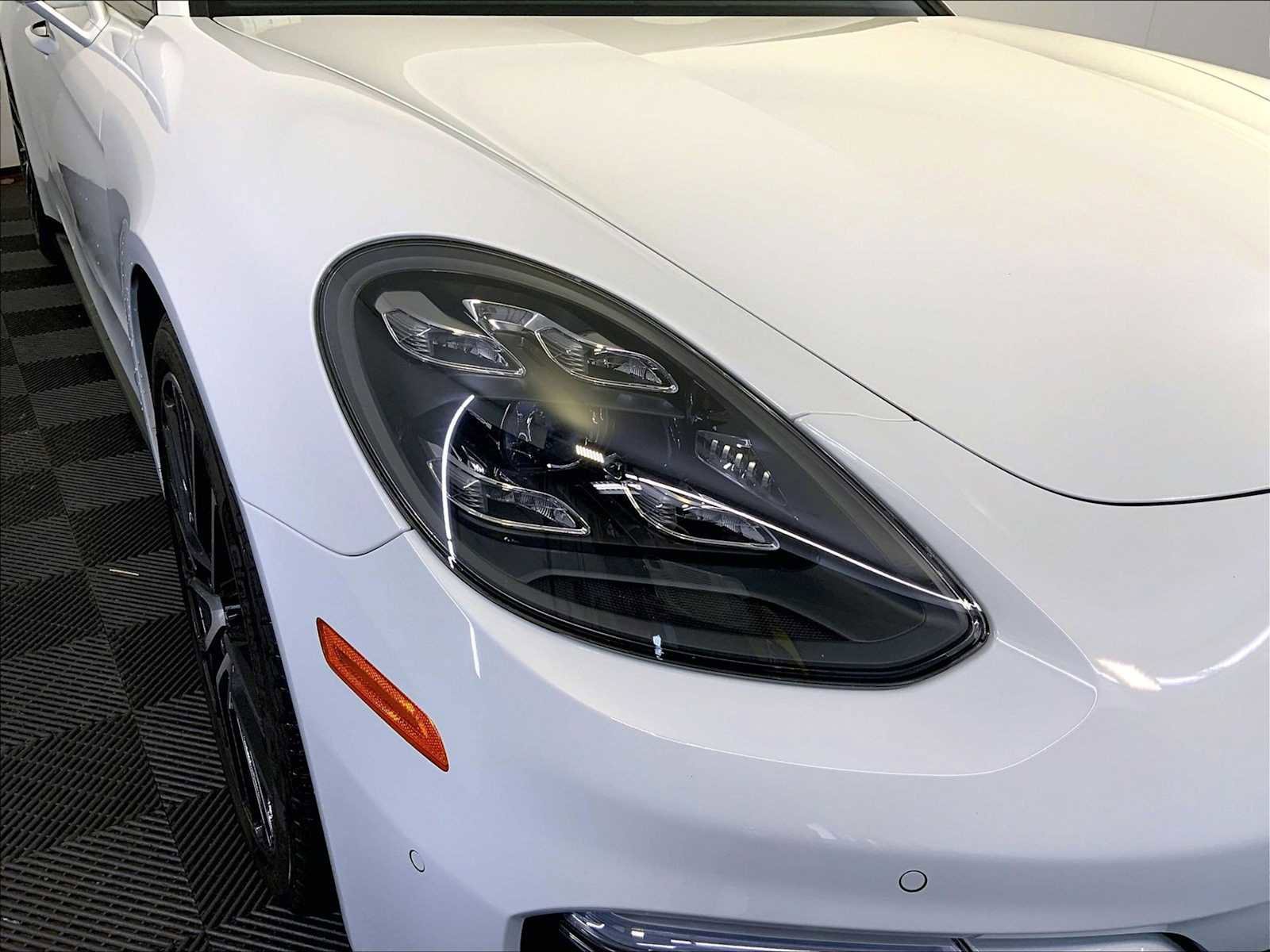 Certified 2023 Porsche Panamera GTS AWD/4WD image 12