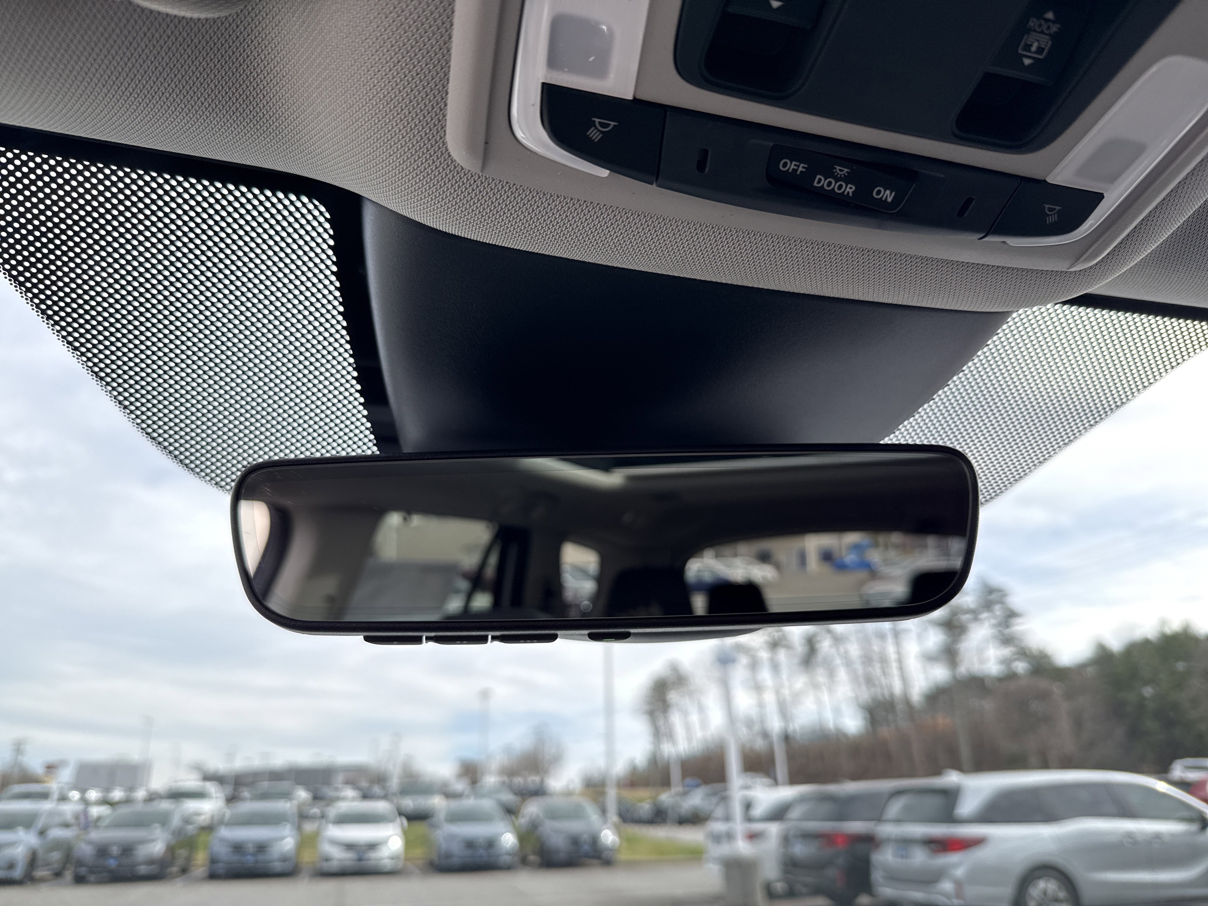 New 2025 Honda Pilot Touring image 27