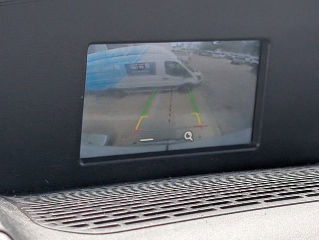 Used 2018 Ford Transit 250 Medium Roof image 20