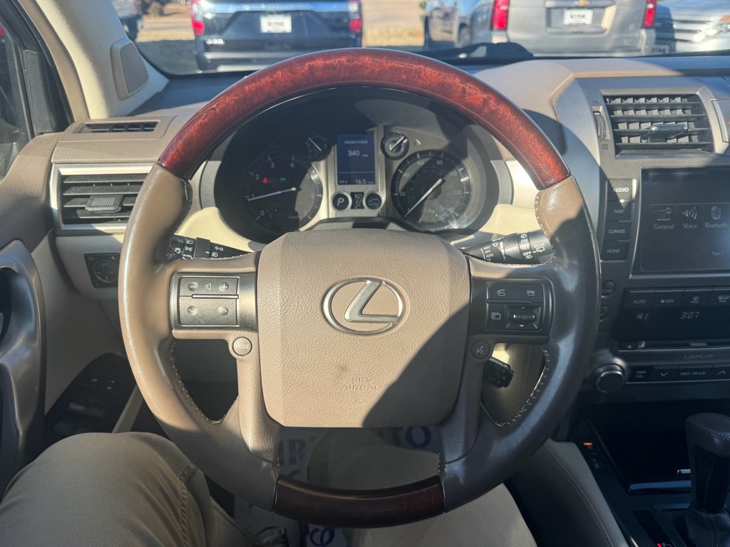 Used 2016 Lexus GX 460 image 20