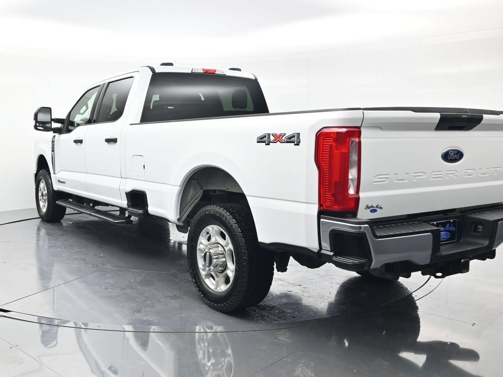 Used 2025 Ford F350 XLT AWD/4WD image 7