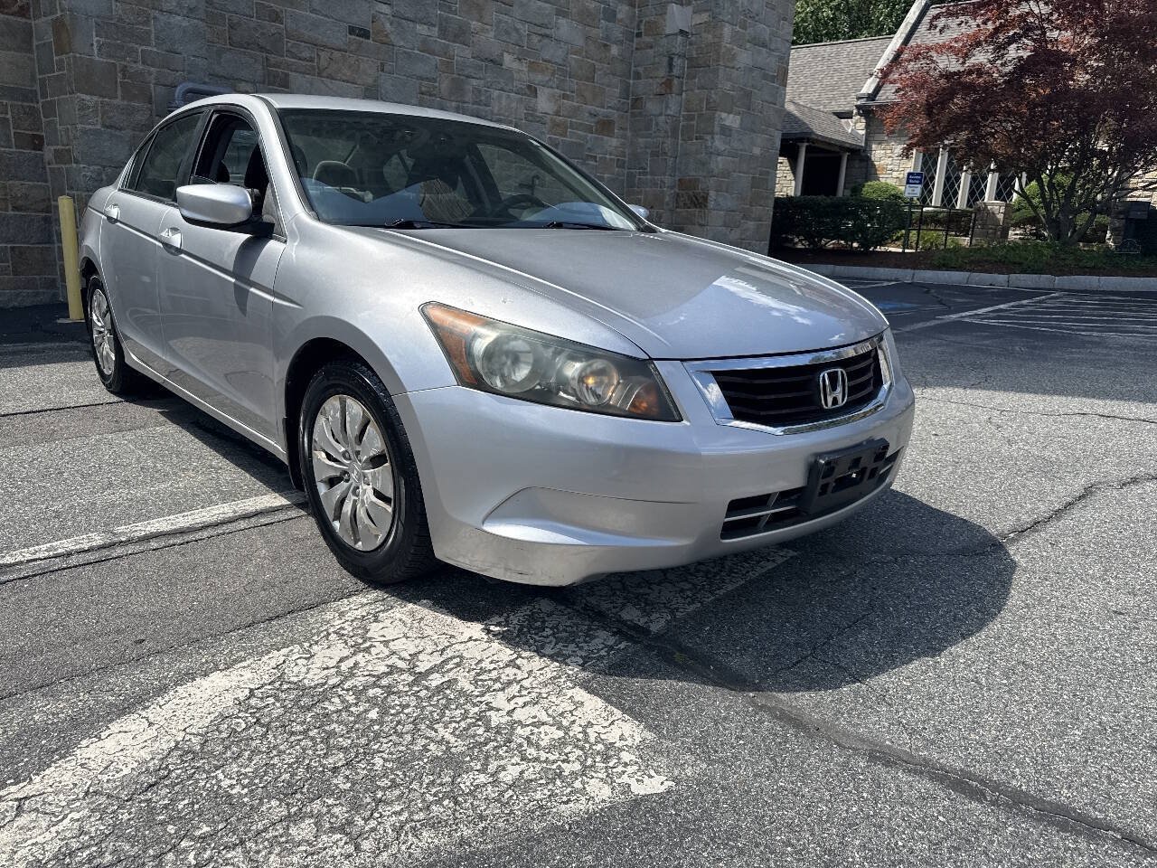 Used 2010 Honda Accord LX image 2