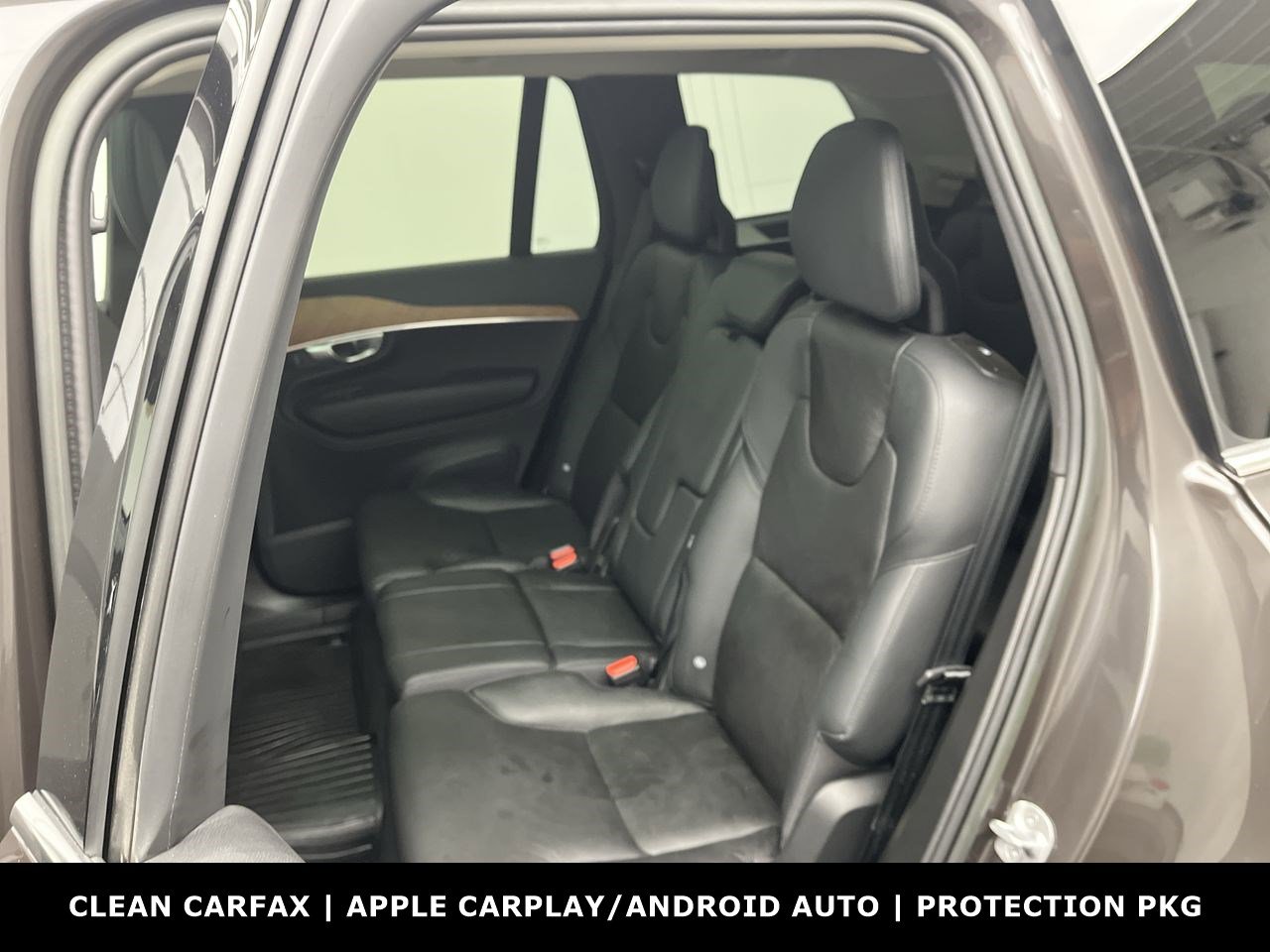 Used 2023 Volvo XC90 B6 Plus w/ Protection Package image 11