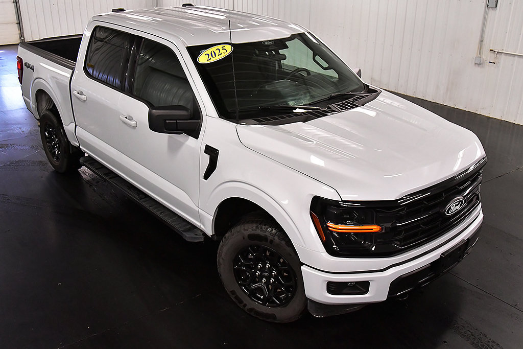 Used 2025 Ford F150 XLT w/ Equipment Group 301A Standard AWD/4WD image 15