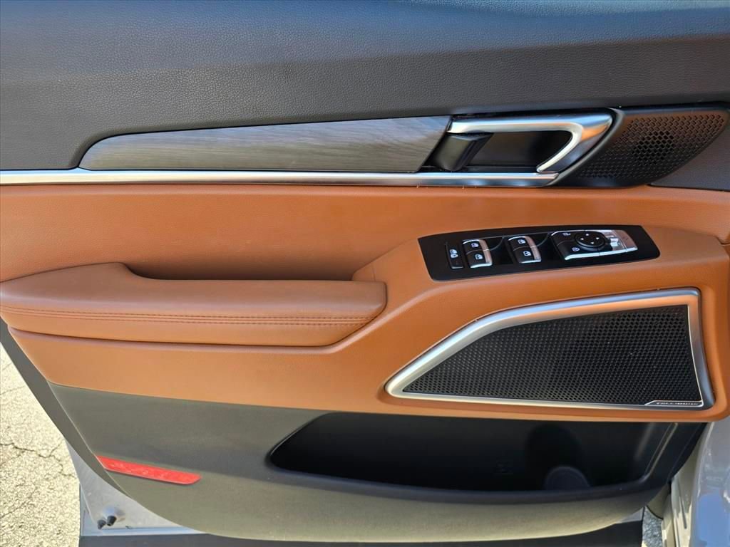 Used 2024 Kia Telluride EX X-Line image 11