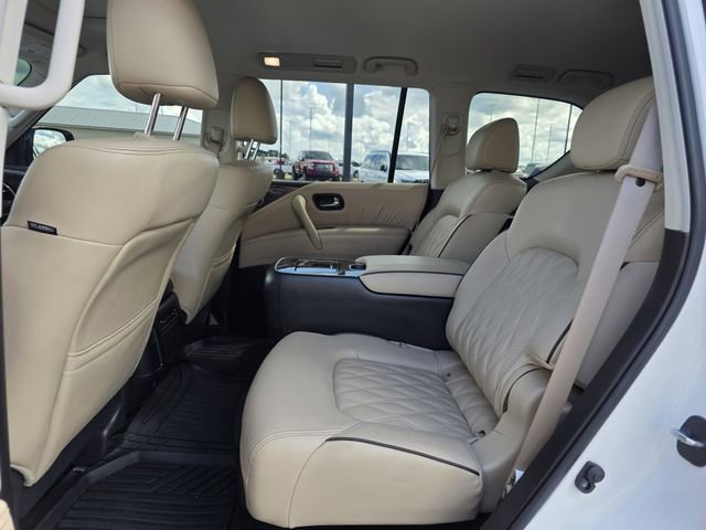 Used 2024 Nissan Armada Platinum w/ Captain's Chairs Package RWD image 17