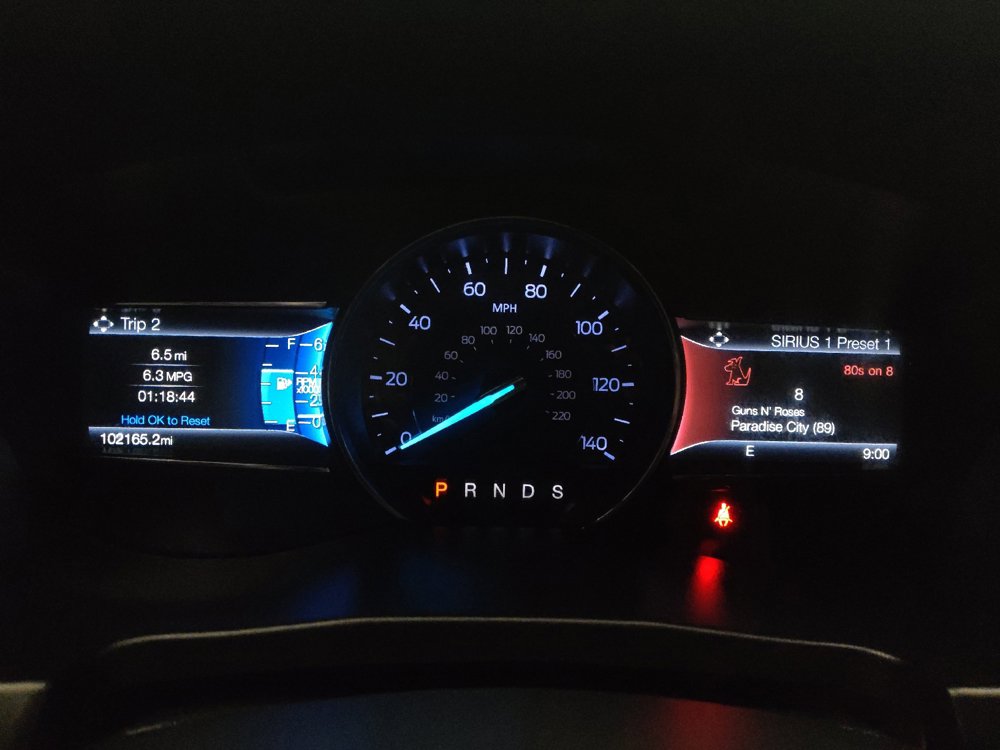 Used 2019 Ford Explorer XLT w/ Equipment Group 202A AWD/4WD image 23