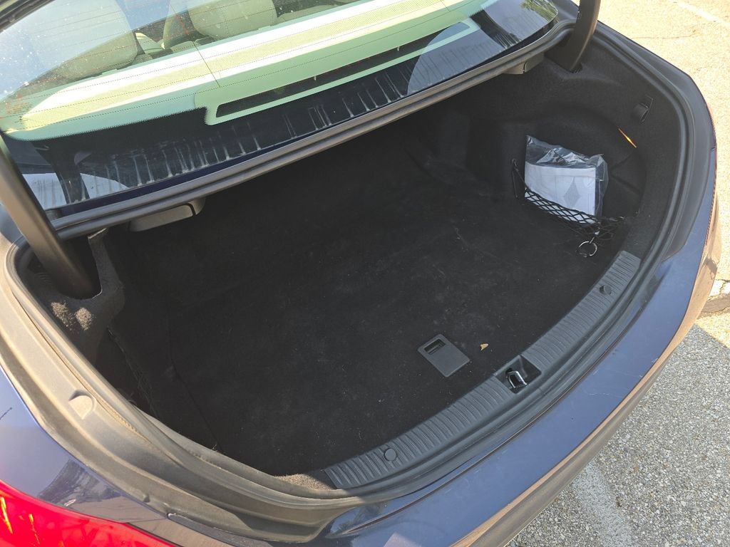 Used 2015 Mercedes-Benz C 300 4MATIC Sedan image 17