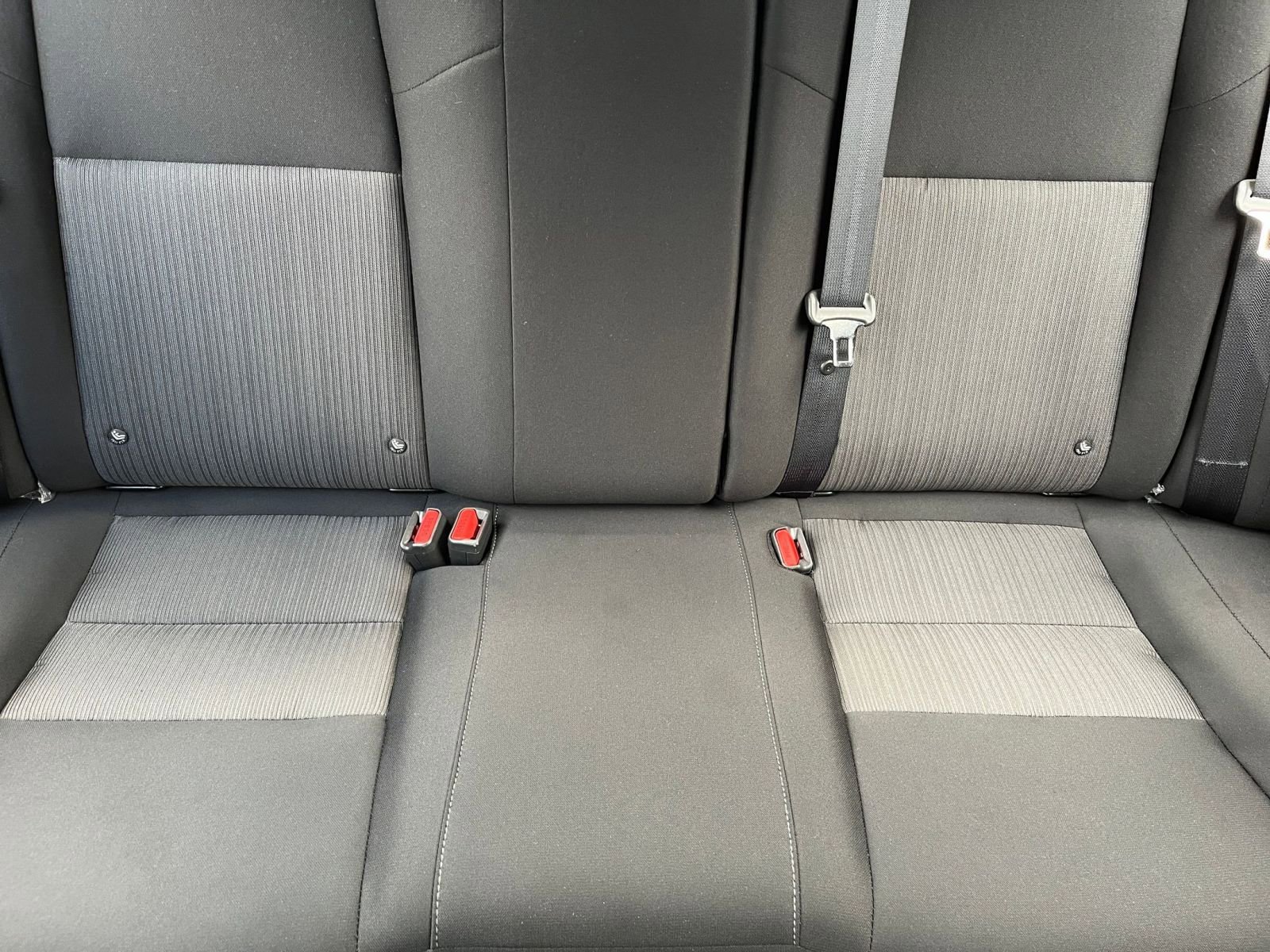 Used 2025 Nissan Sentra SV FWD image 36