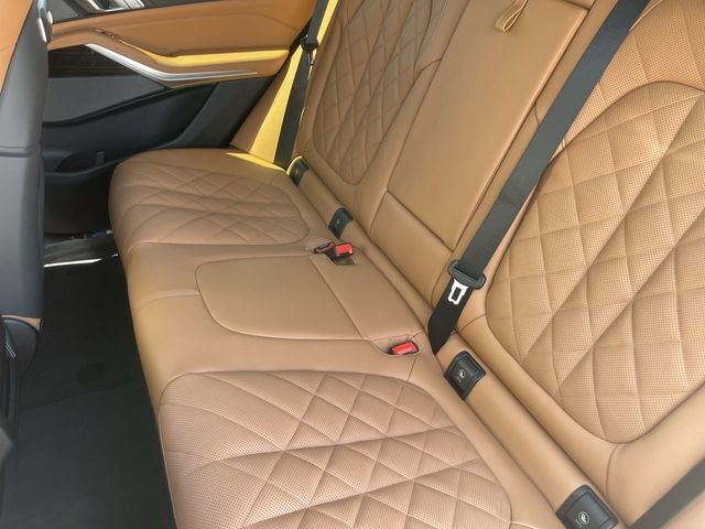 New 2026 BMW X5 xDrive40i w/ M Sport Package image 16