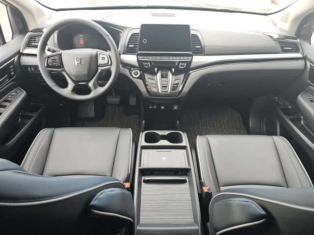 Used 2026 Honda Odyssey Touring image 12