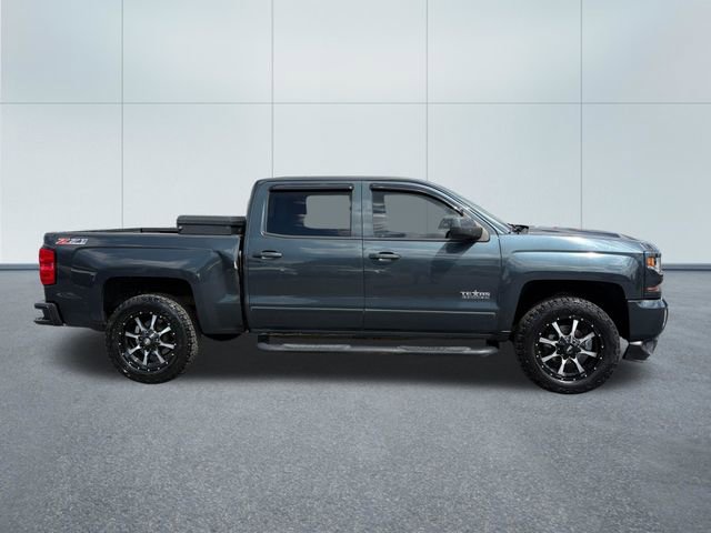 Used 2017 Chevrolet Silverado 1500 LT w/ Texas Edition AWD/4WD image 2