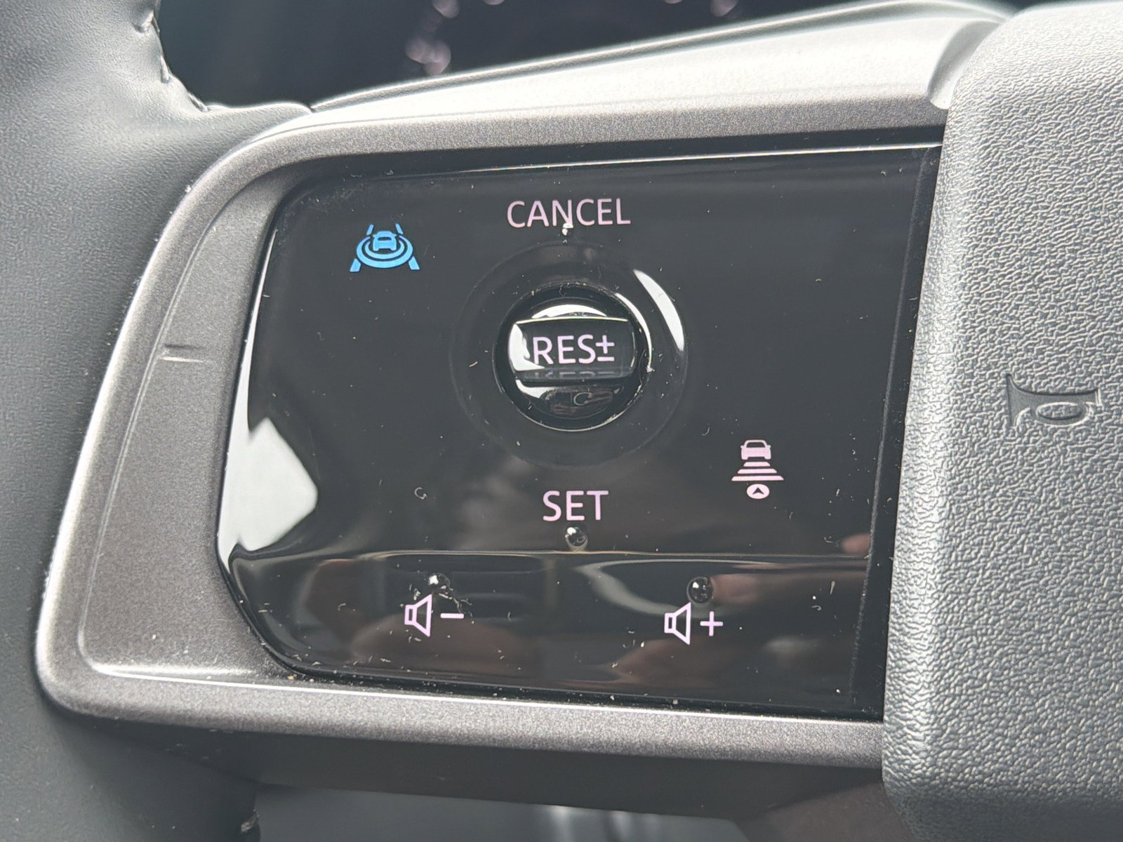 Used 2025 Nissan Murano Platinum w/ Cargo Package AWD/4WD image 28