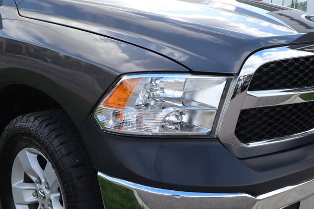 Used 2017 RAM 1500 ST w/ SXT Appearance Group AWD/4WD image 3