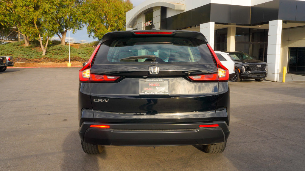 Used 2024 Honda CR-V LX image 10