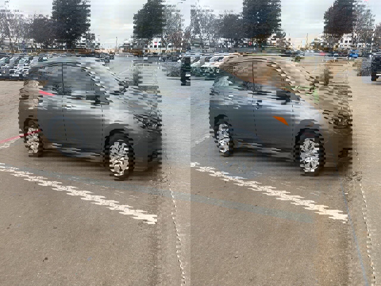 Used 2023 Nissan Leaf S image 6