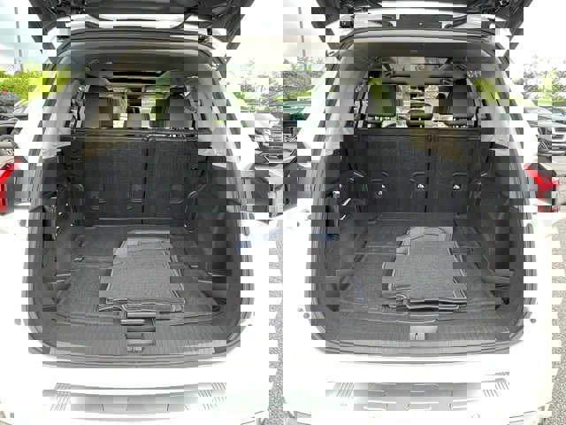 New 2025 Nissan Rogue SL w/ Tech Package image 16