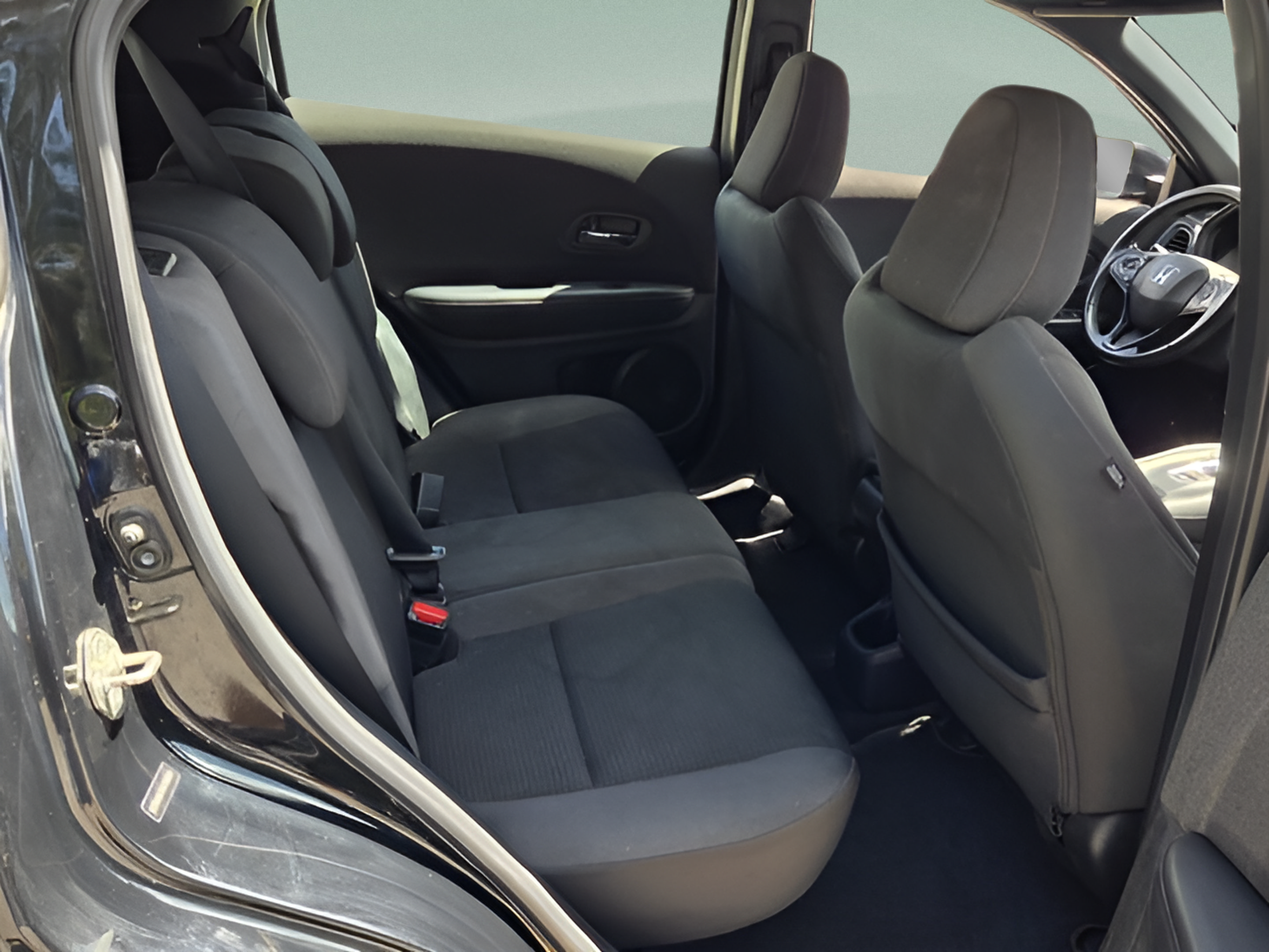 Used 2019 Honda HR-V Sport image 14