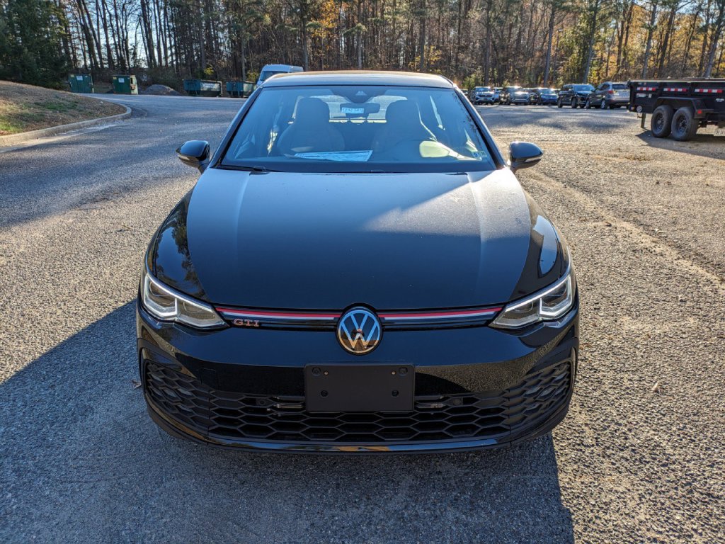 New 2024 Volkswagen GTI SE FWD image 9