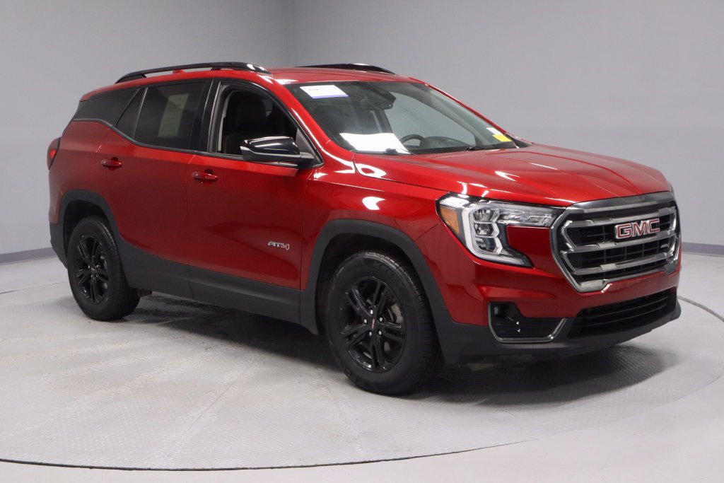 Used 2024 GMC Terrain AT4 w/ LPO, Floor Liner Package