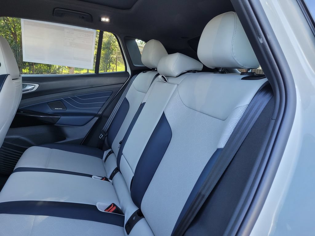 New 2026 Volkswagen ID.4 Pro S Plus AWD/4WD image 13