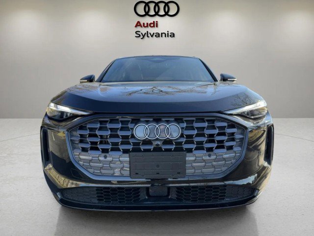 Certified 2025 Audi Q5 Premium w/ Convenience Package video 2