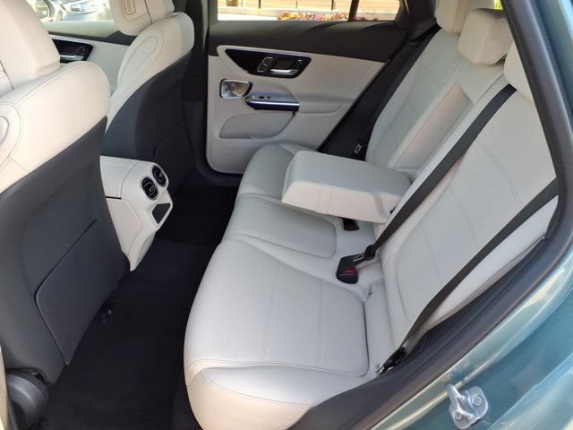 New 2026 Mercedes-Benz GLC 300 4MATIC image 18