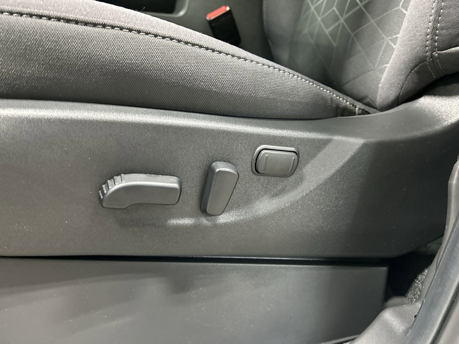 New 2026 Nissan Frontier SV w/ SV Convenience Package image 26