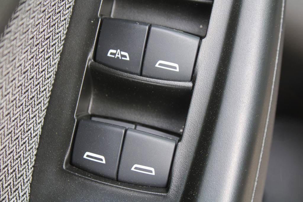 Used 2021 Chevrolet TrailBlazer LS image 19