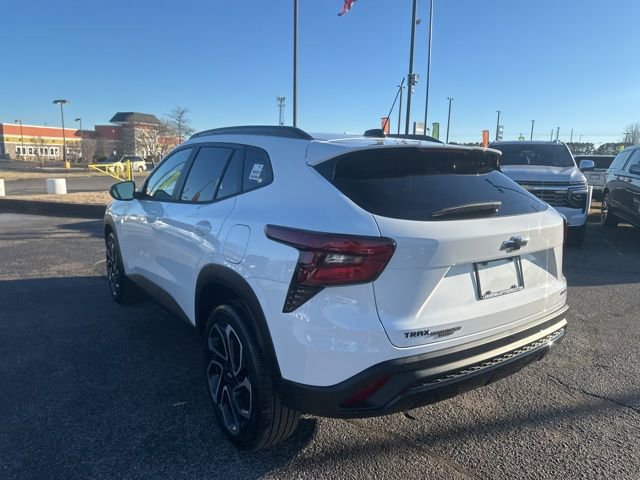 New 2026 Chevrolet Trax RS w/ Driver Confidence Package image 5