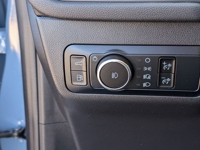 Used 2024 Ford Escape SE image 22