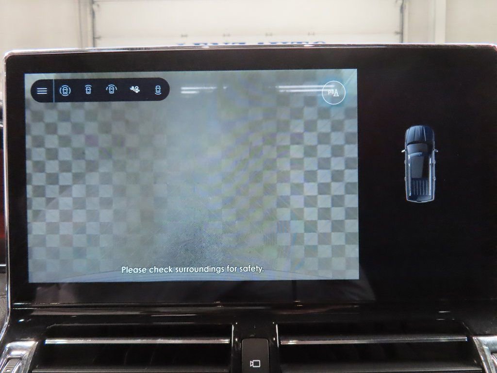 Used 2024 Lincoln Navigator L Reserve w/ Equipment Group 201A image 16