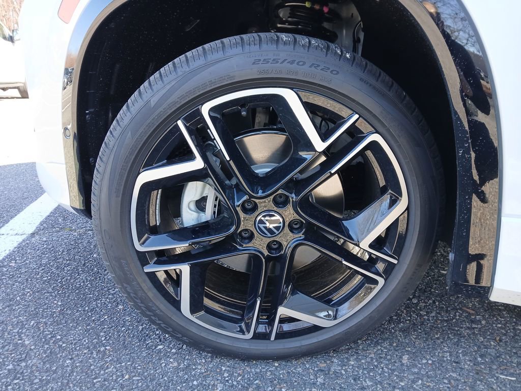 New 2026 Volkswagen Tiguan SEL R-Line image 27