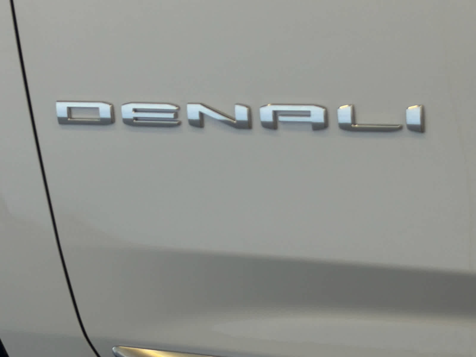 New 2026 GMC Yukon Denali w/ Denali Reserve Package AWD/4WD image 14