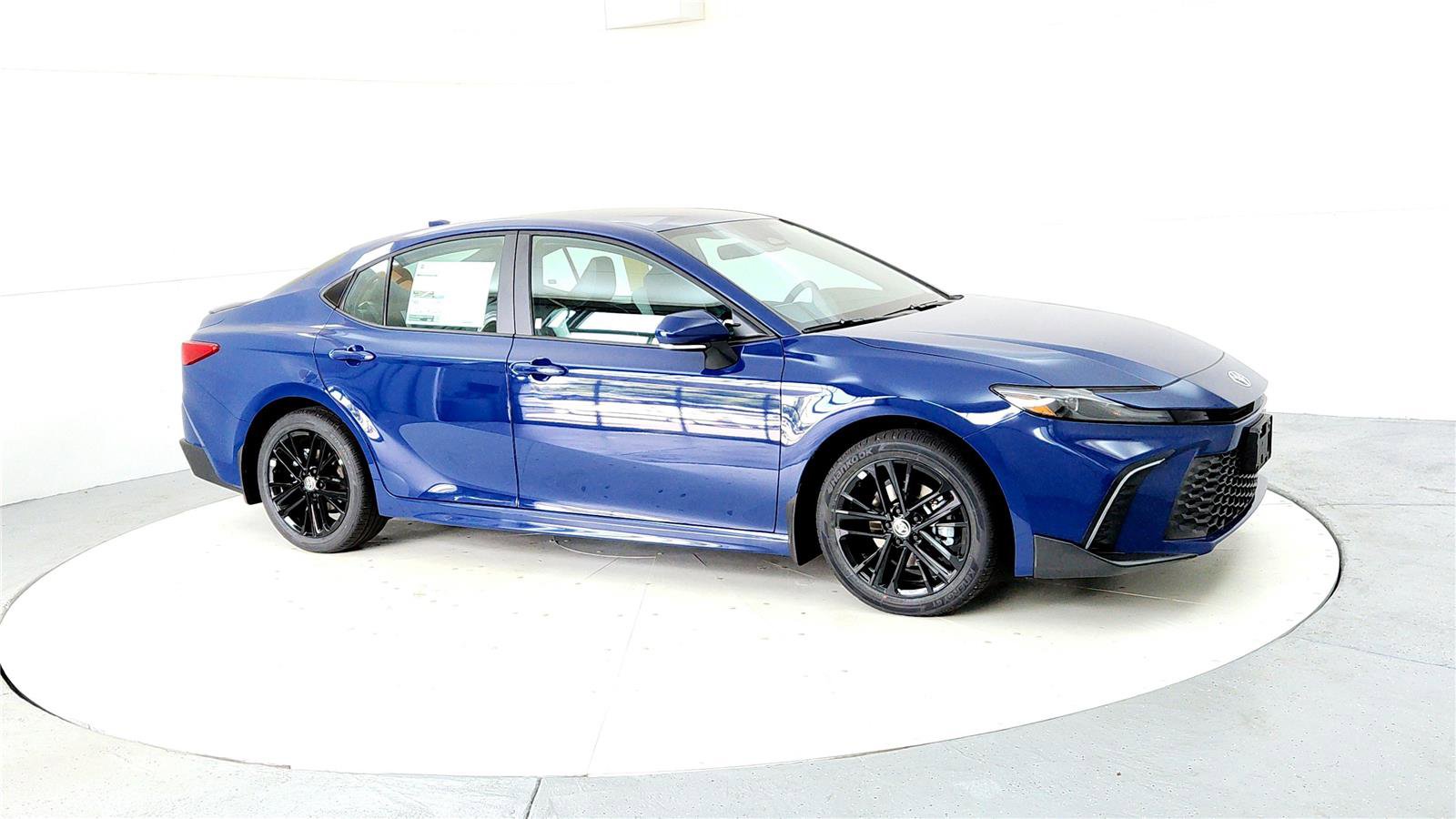 New 2026 Toyota Camry SE image 7