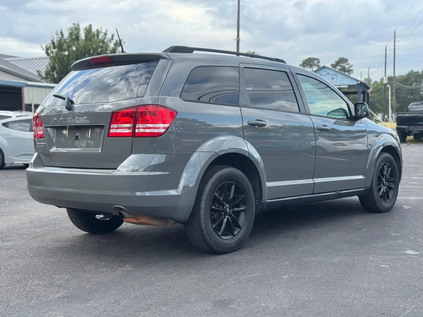 Used 2020 Dodge Journey SE w/ SE Popular Equipment Group image 5