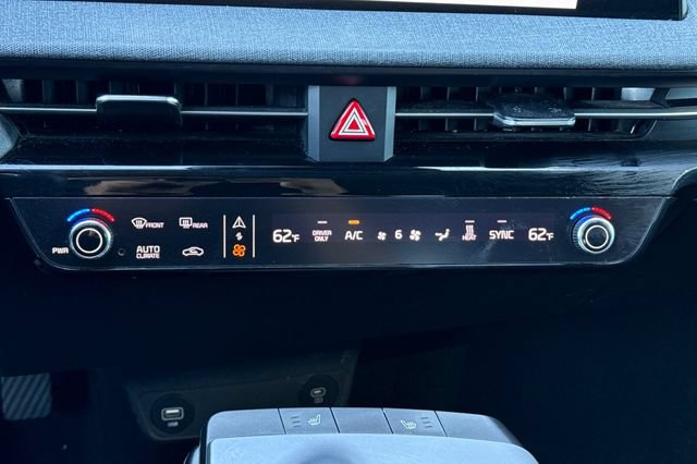 Certified 2024 Kia EV6 Light RWD image 27