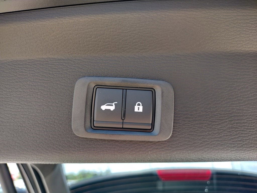 New 2025 Mitsubishi Outlander SE image 27