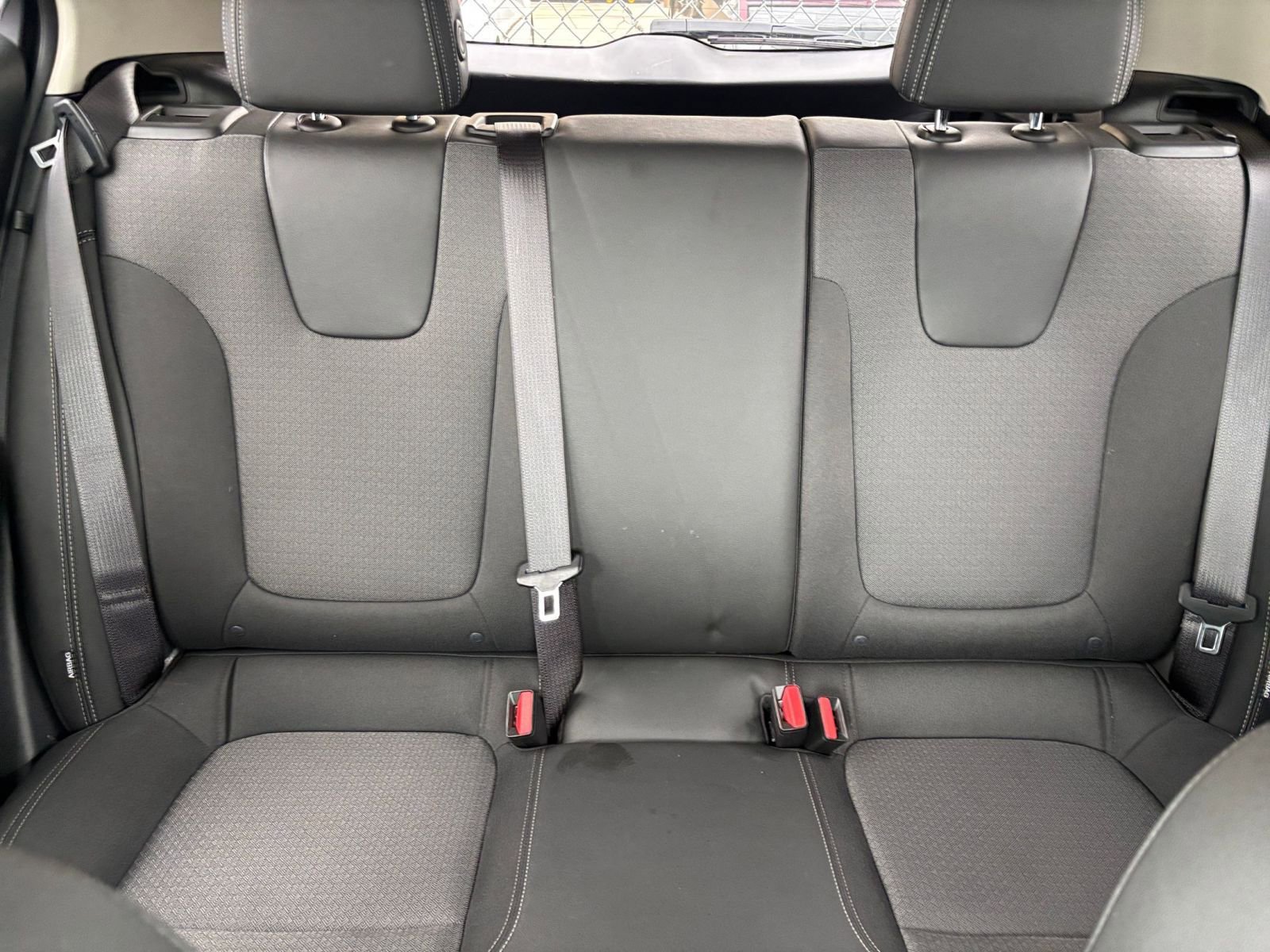Used 2025 Buick Encore GX Preferred FWD image 37