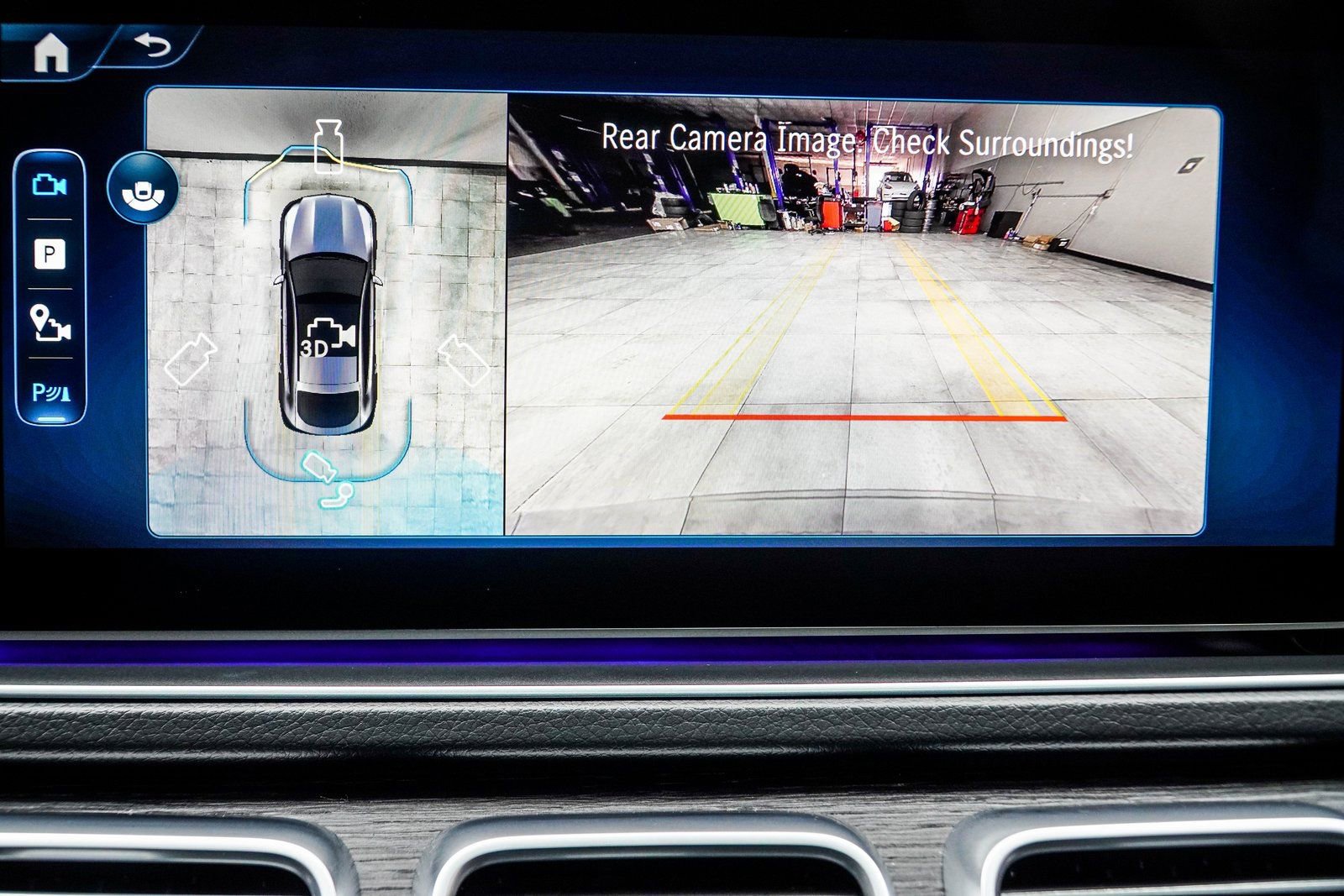 Used 2025 Mercedes-Benz GLE 450 4MATIC Coupe w/ Driver Assistance Package image 23