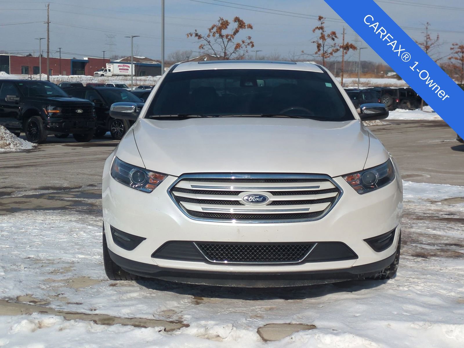 Used 2018 Ford Taurus Limited w/ Driver Assist Package image 12