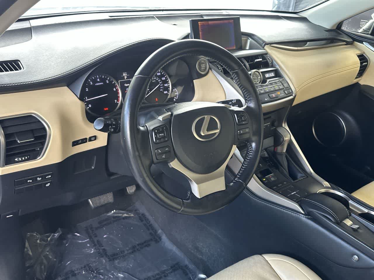 Used 2015 Lexus NX 200t FWD w/ Luxury Package image 13