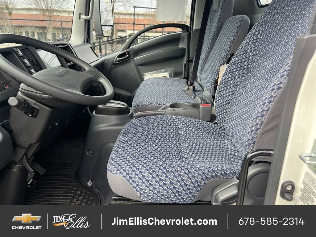 New 2024 Chevrolet Low Cab Forward image 8